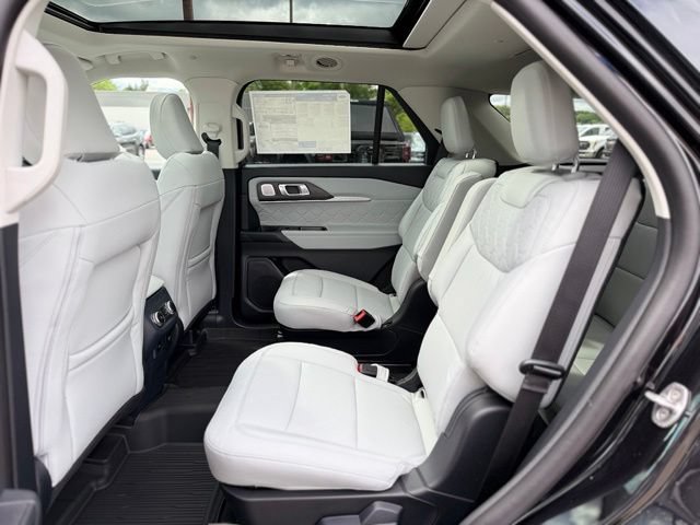 New 2026 Ford Explorer Platinum w/ LUX Leather Package AWD/4WD image 19