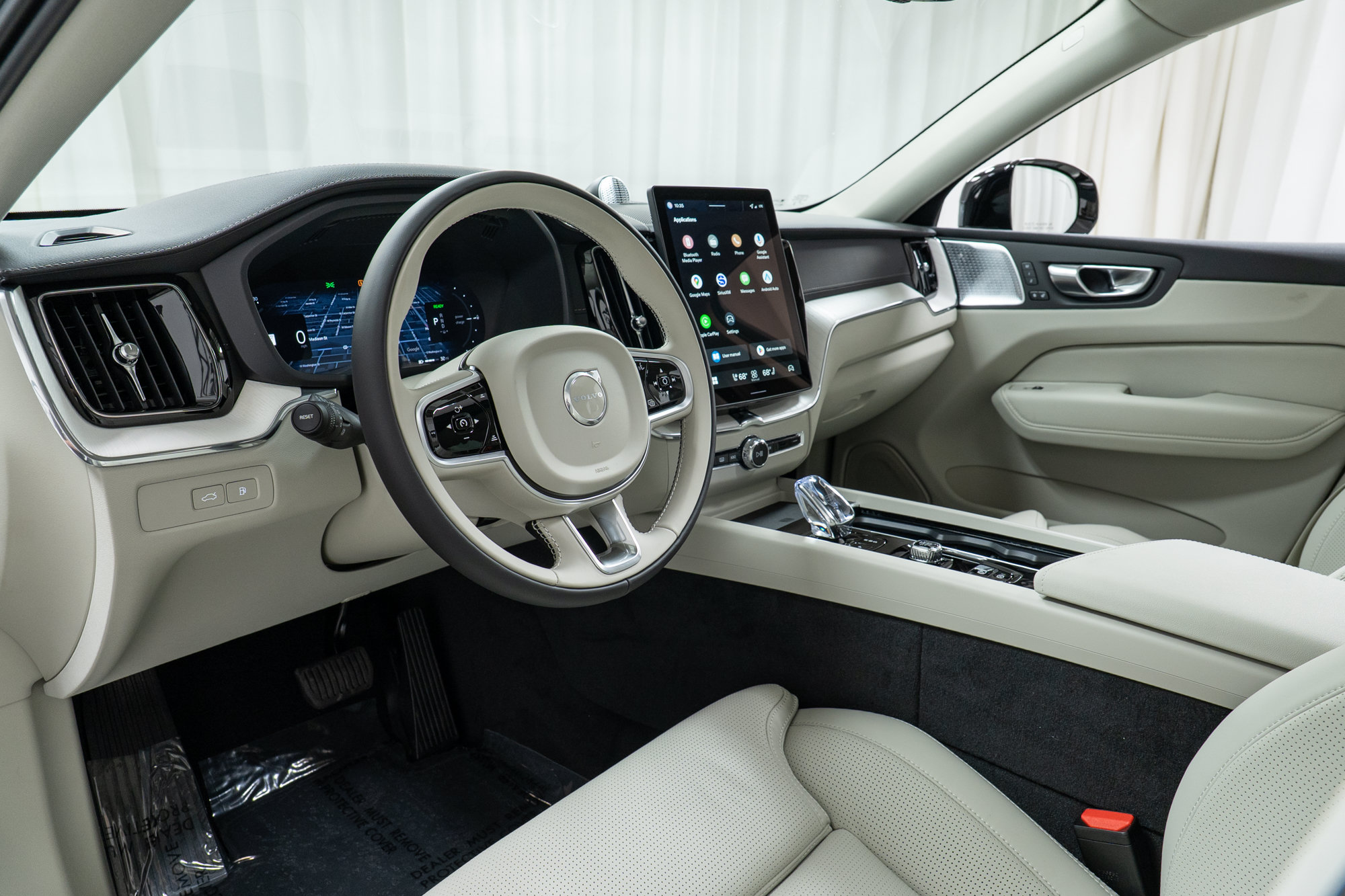 New 2026 Volvo XC60 T8 Ultra AWD/4WD image 12