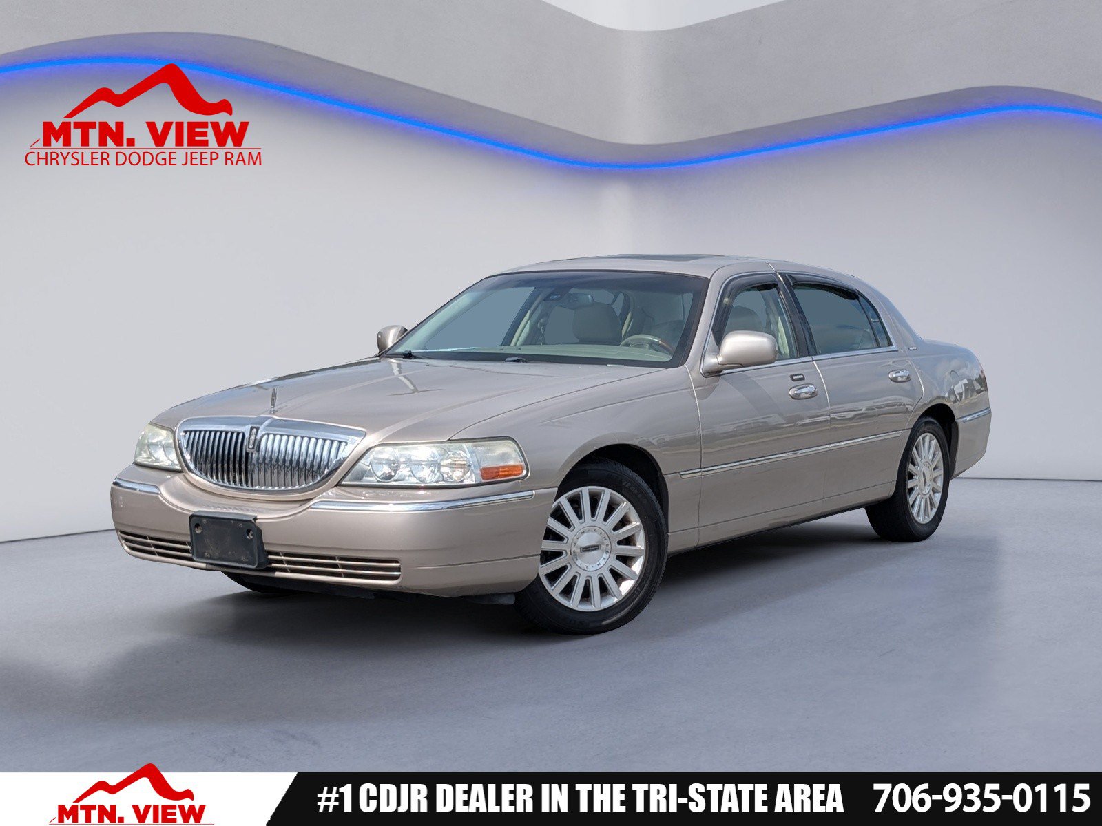Used 2003 Lincoln Town Car Signature for Sale - Kelley Blue Book