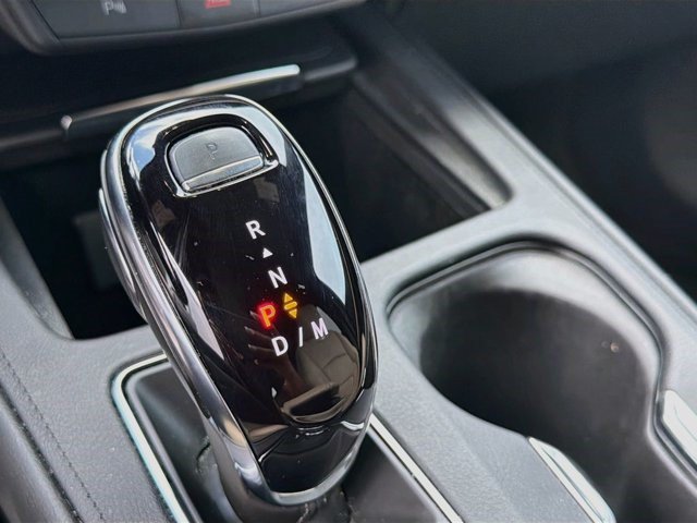 Certified 2025 Cadillac XT4 Premium Luxury FWD image 16