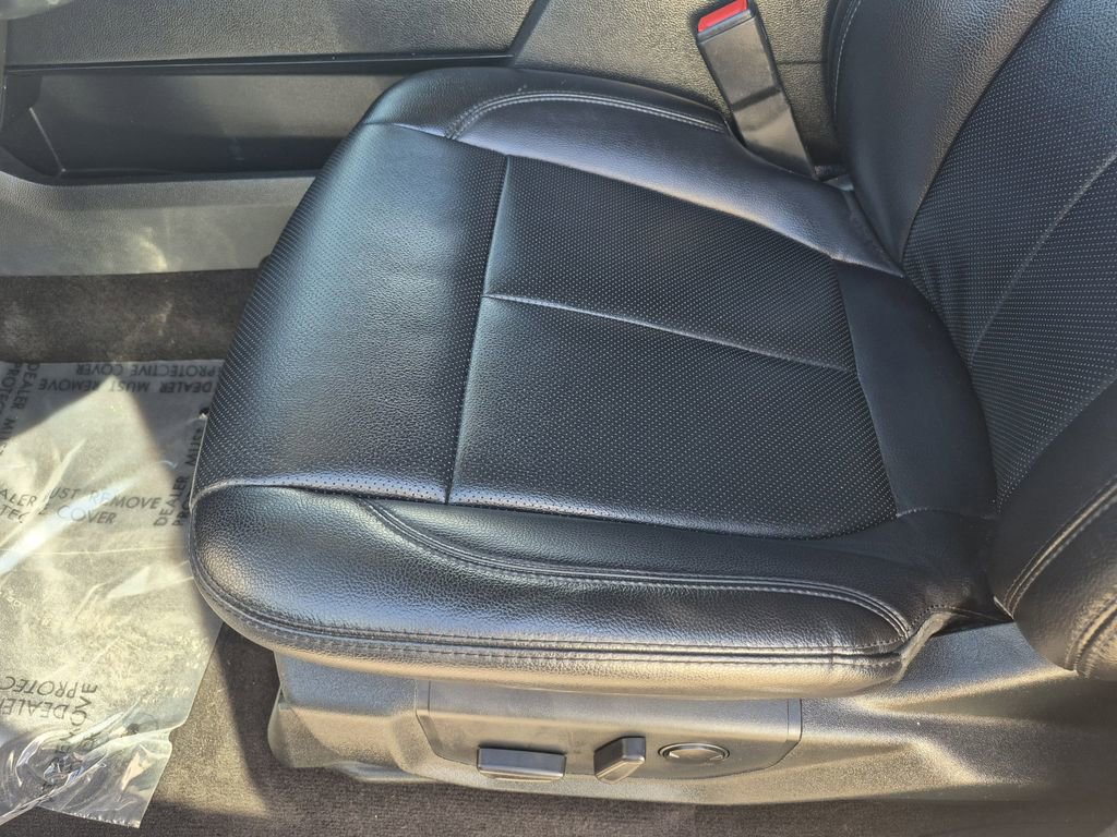 Used 2021 Ford Expedition XLT AWD/4WD image 12