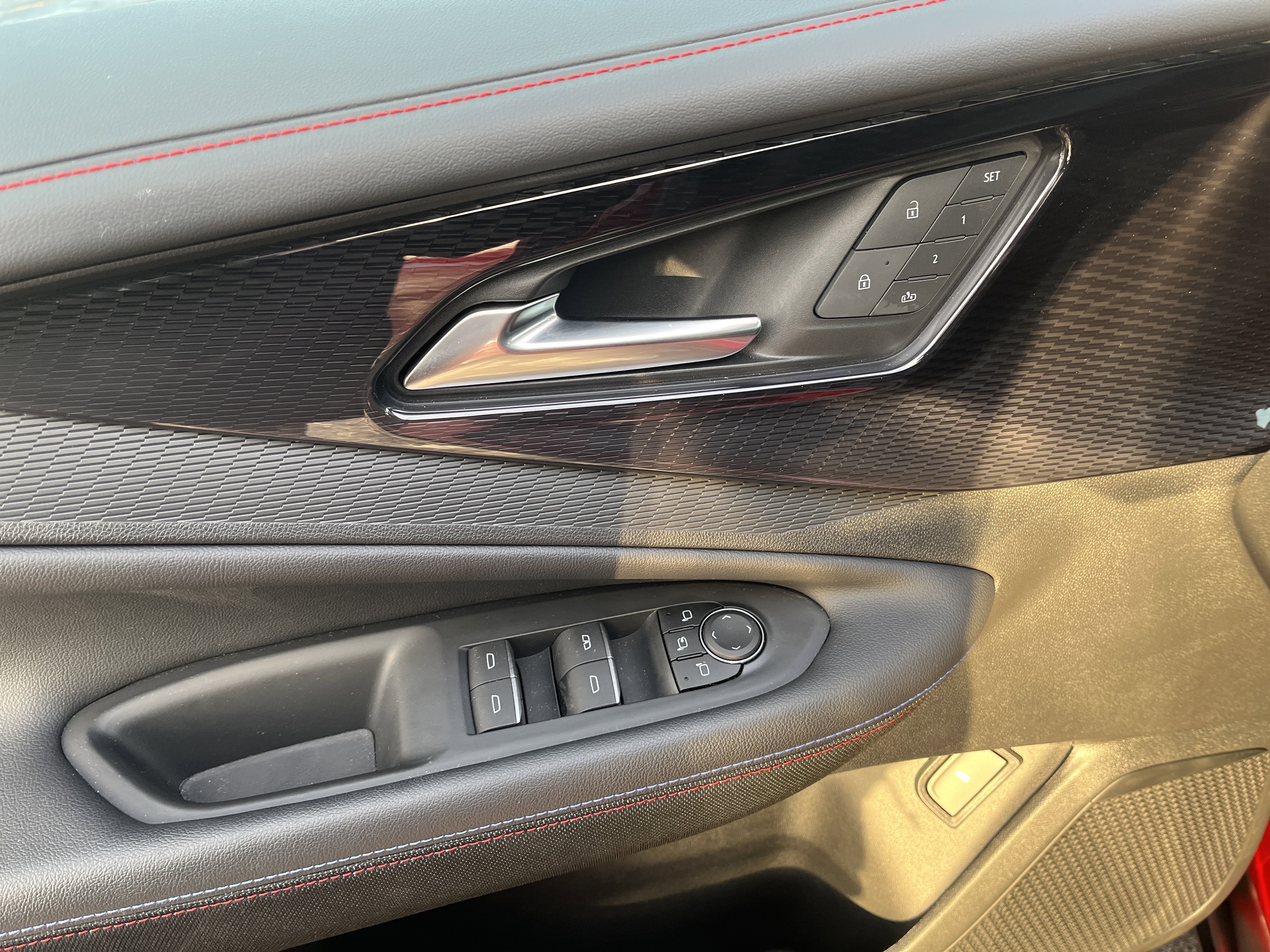 Used 2025 Chevrolet Blazer EV RS w/ Super Cruise Package image 12