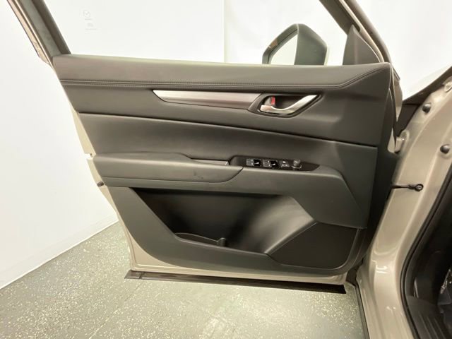 Used 2025 MAZDA CX-5 AWD 2.5 S w/ Preferred Package image 9