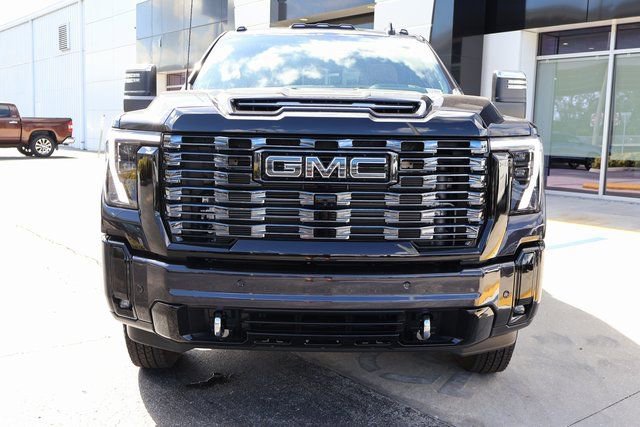 New 2026 GMC Sierra 3500 Denali Ultimate image 2