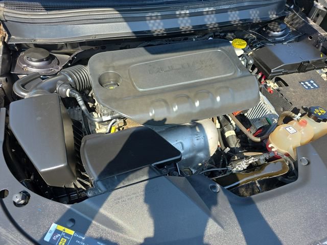 Used 2020 Jeep Cherokee Latitude Plus AWD/4WD image 31