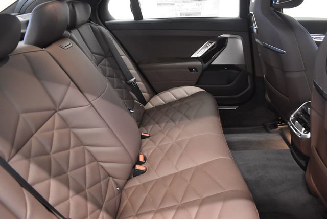 New 2026 BMW 740i xDrive w/ Premium Package AWD/4WD image 20