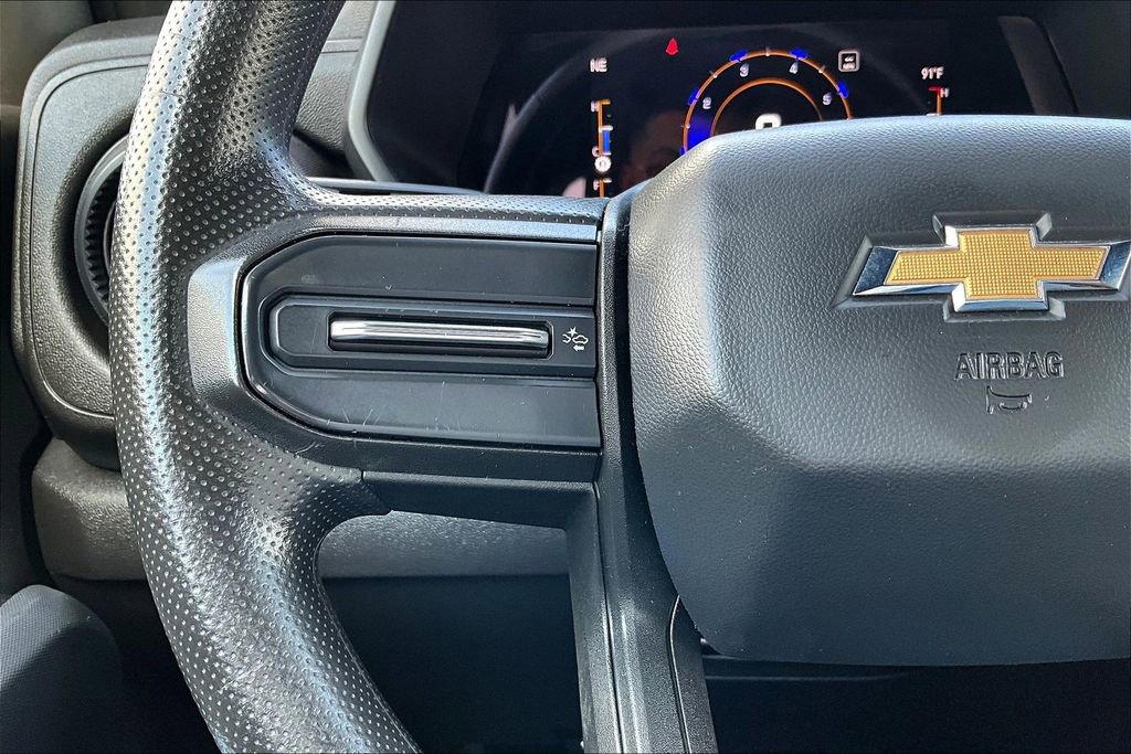 Used 2023 Chevrolet Colorado W/T image 8