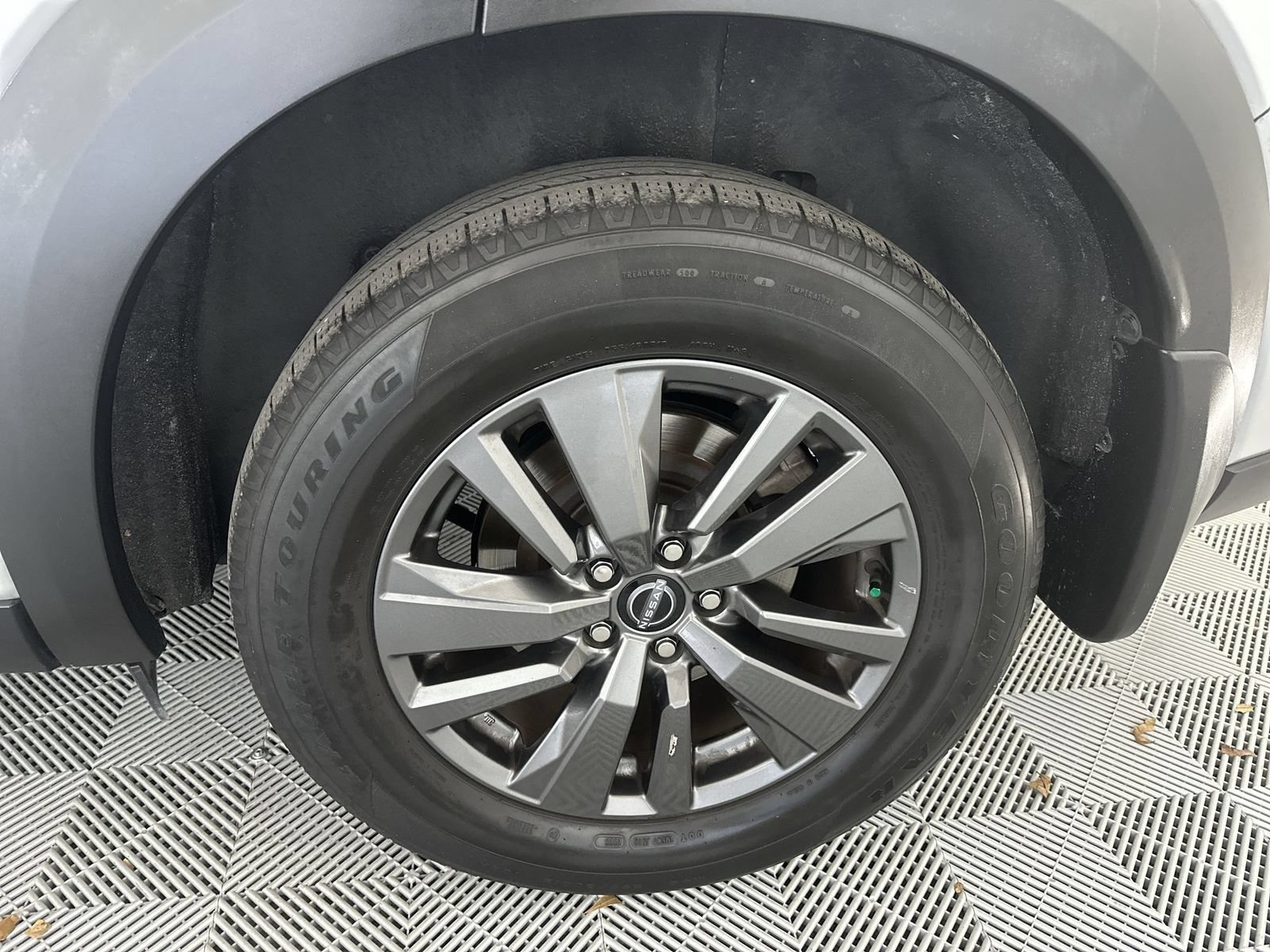Certified 2022 Nissan Pathfinder SV FWD image 10