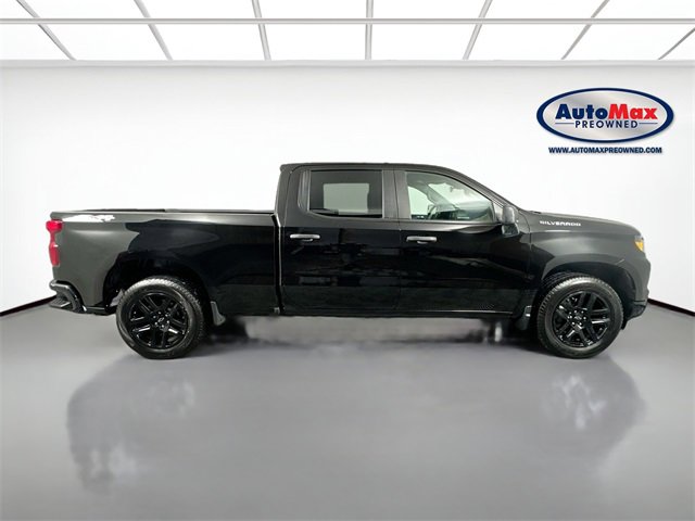 Used 2023 Chevrolet Silverado 1500 Custom image 9