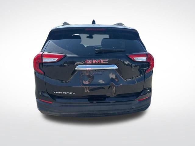 Used 2022 GMC Terrain SLE w/ Driver Convenience Package FWD image 4