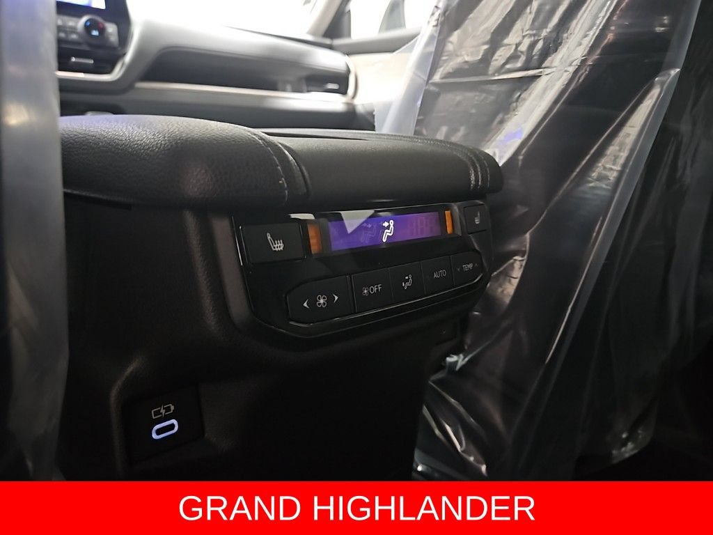New 2026 Toyota Grand Highlander AWD image 25