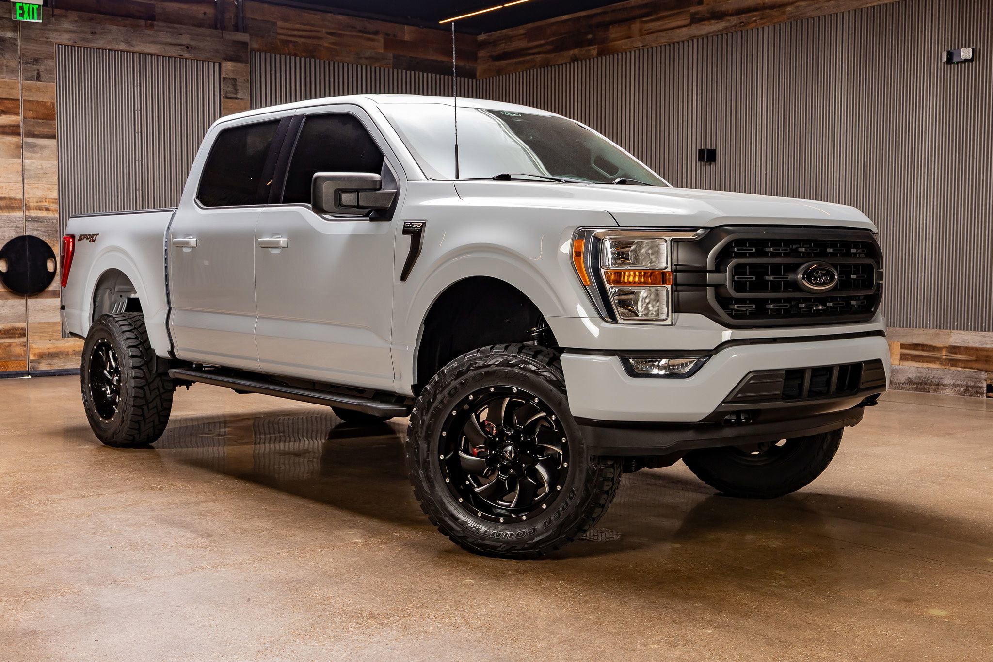 Used 2022 Ford F150 XLT w/ Equipment Group 301A Mid