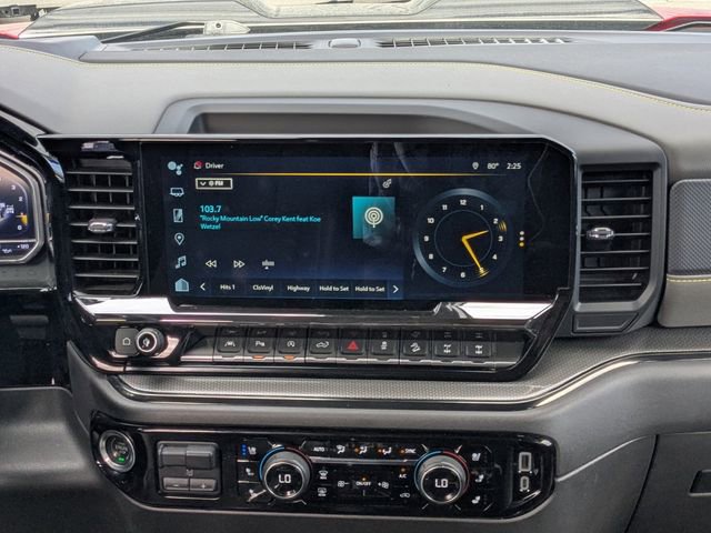 Used 2024 Chevrolet Silverado 1500 ZR2 image 18