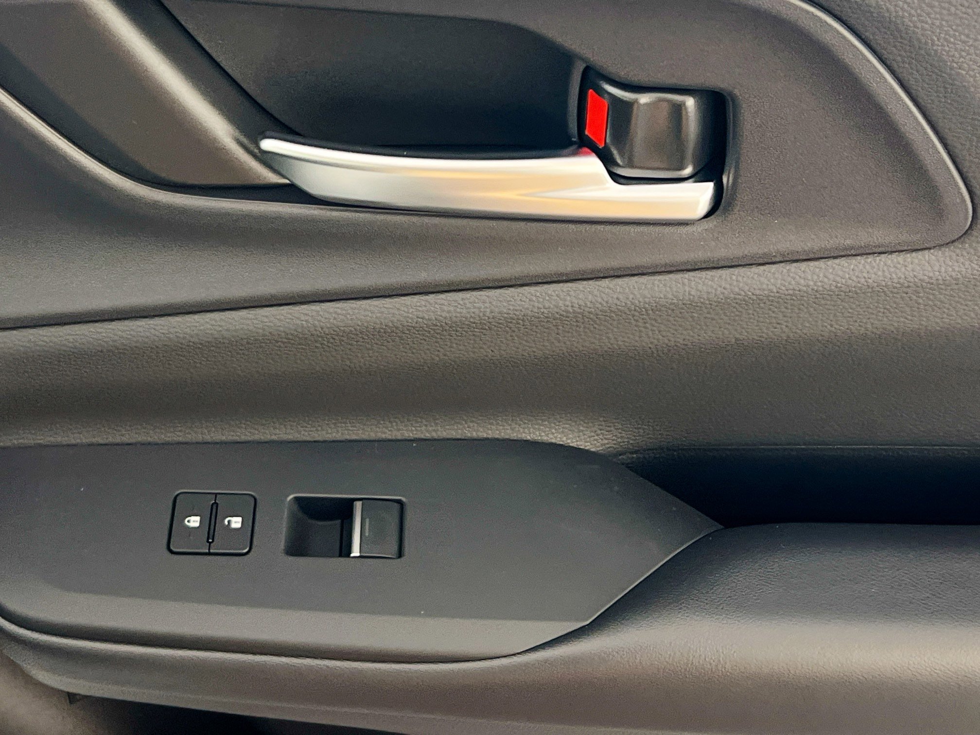 New 2026 Toyota Prius Plug-In Hybrid image 32