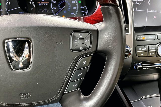 Used 2012 Hyundai Equus Signature RWD image 14