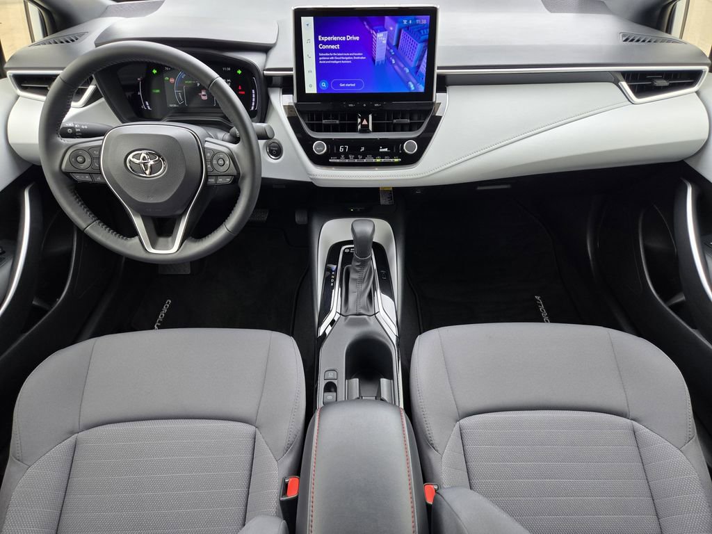 Used 2025 Toyota Corolla SE w/ SE Premium Package FWD image 18