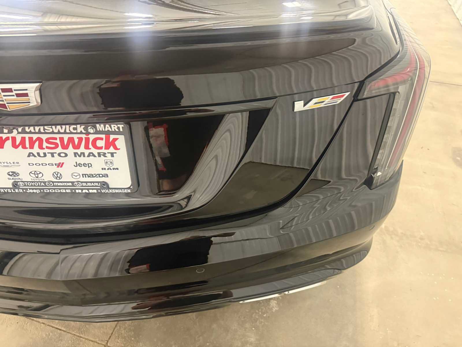 Used 2023 Cadillac CT5 V w/ Super Cruise 2 Package AWD/4WD image 18