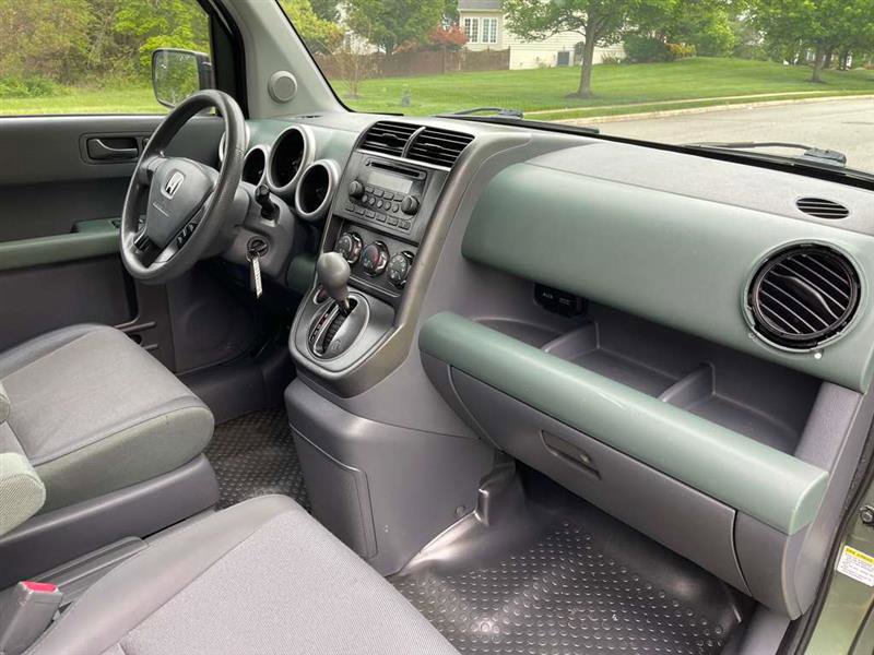 Used 2005 Honda Element EX image 73