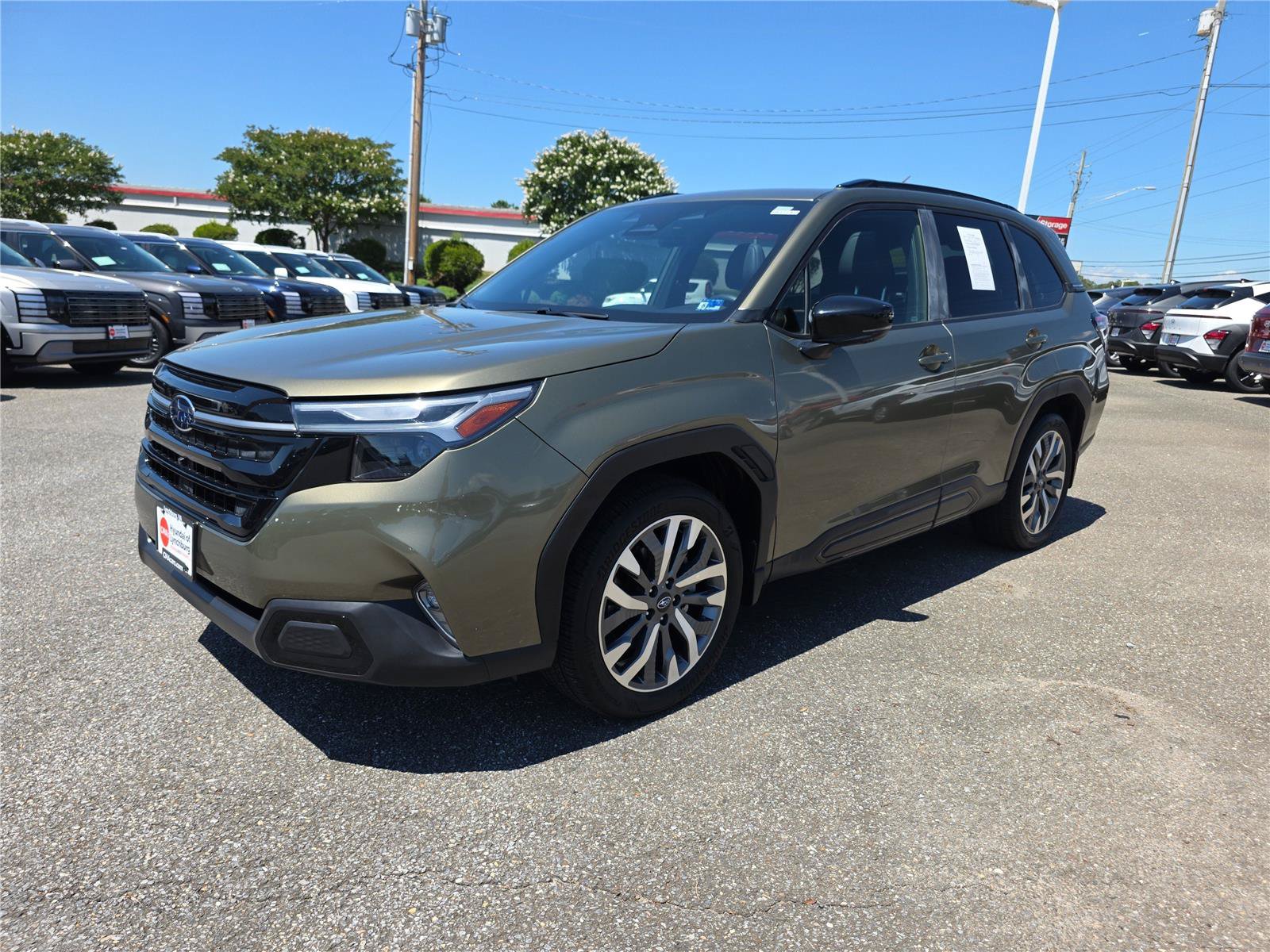 Used 2025 Subaru Forester Touring AWD/4WD image 18