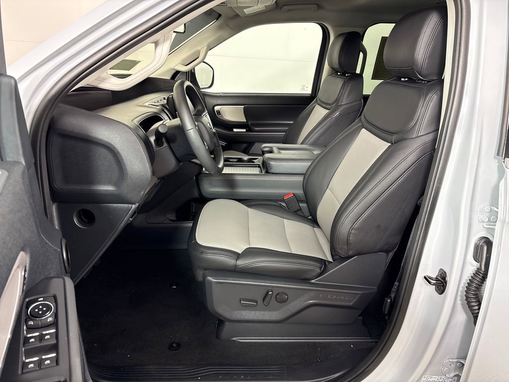 Certified 2025 Ford Expedition Active RWD image 10