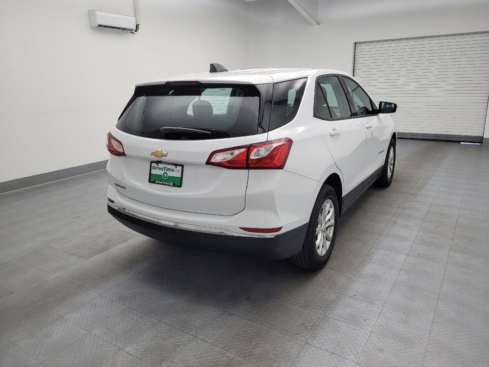Used 2018 Chevrolet Equinox LS image 9