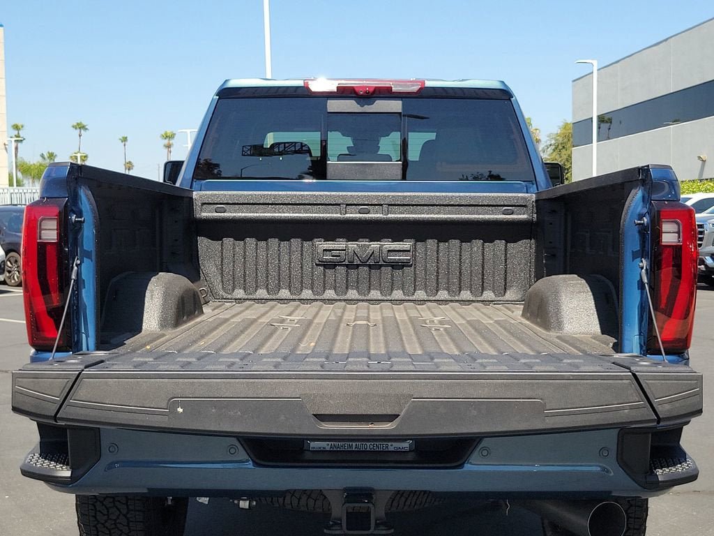 New 2026 GMC Sierra 2500 Denali w/ Denali Reserve Package AWD/4WD image 6