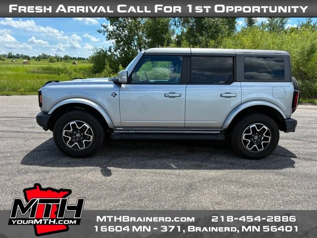 Used 2023 Ford Bronco Outer Banks AWD/4WD image 5