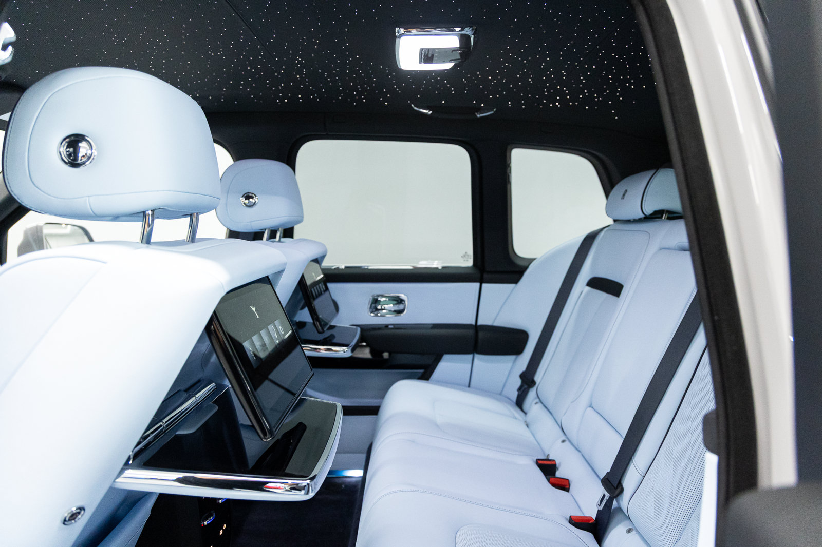New 2027 Rolls-Royce Cullinan AWD/4WD image 54