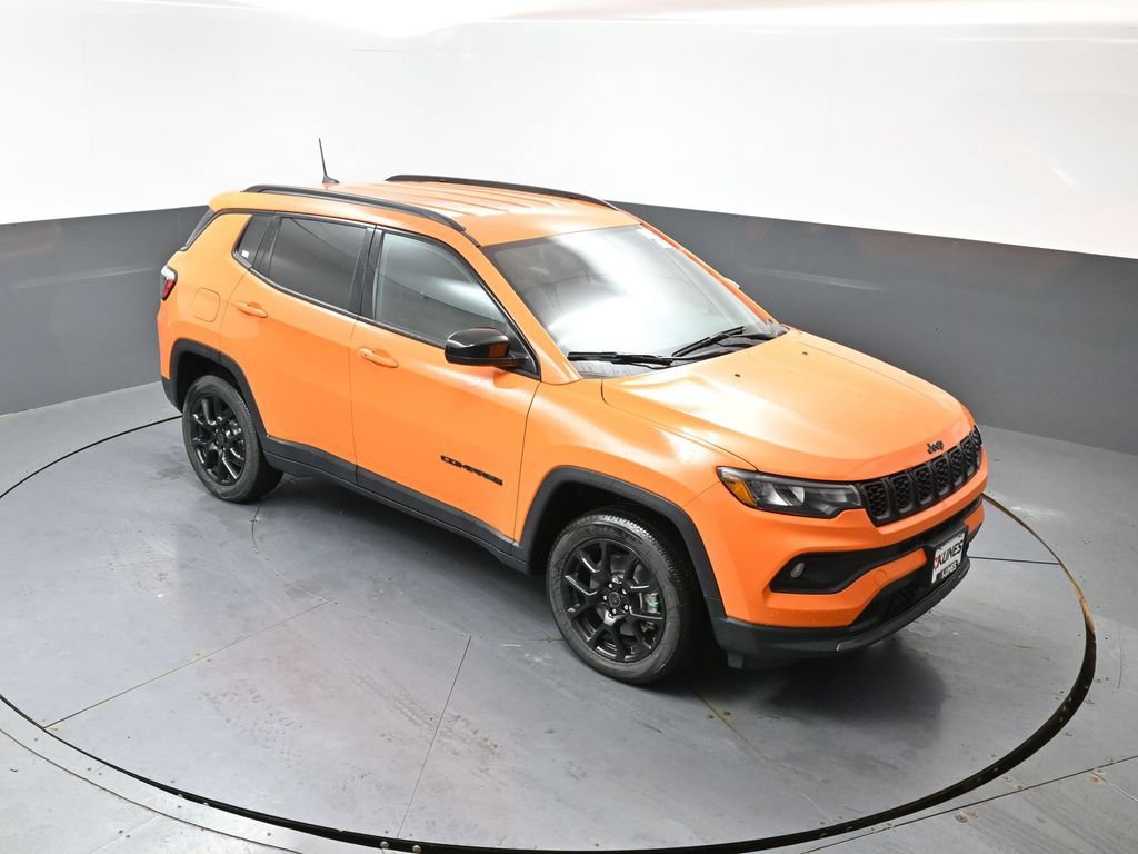 New 2026 Jeep Compass Latitude AWD/4WD image 30