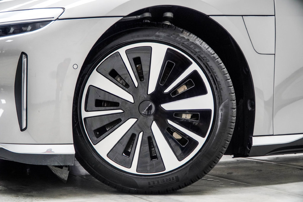 Used 2023 Lucid Air Grand Touring AWD/4WD image 7
