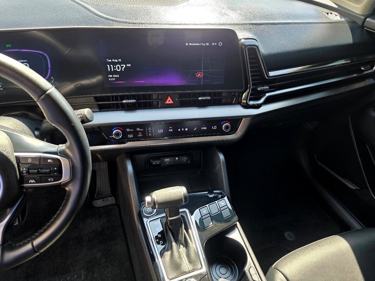 Used 2024 Kia Sportage EX image 16