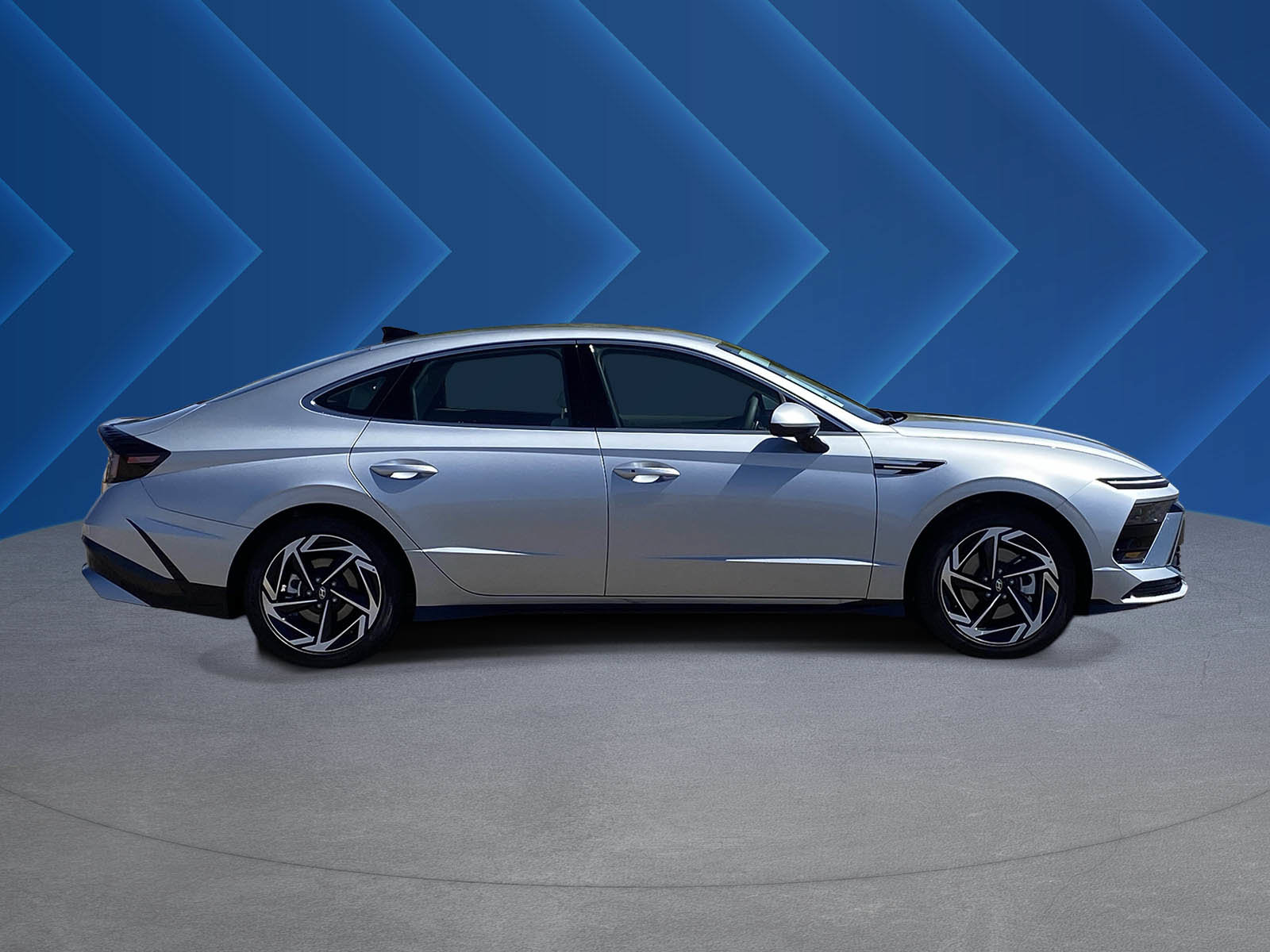 New 2026 Hyundai Sonata SEL FWD image 2