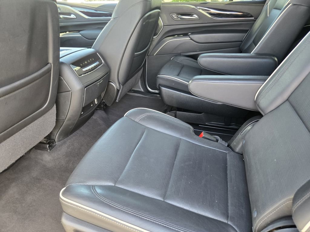 Certified 2024 Cadillac Escalade Sport AWD/4WD image 19