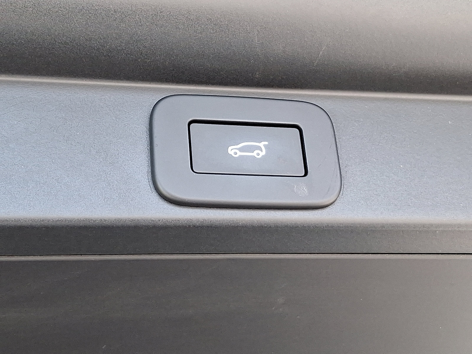 Certified 2024 Land Rover Range Rover Long Wheelbase SE image 29