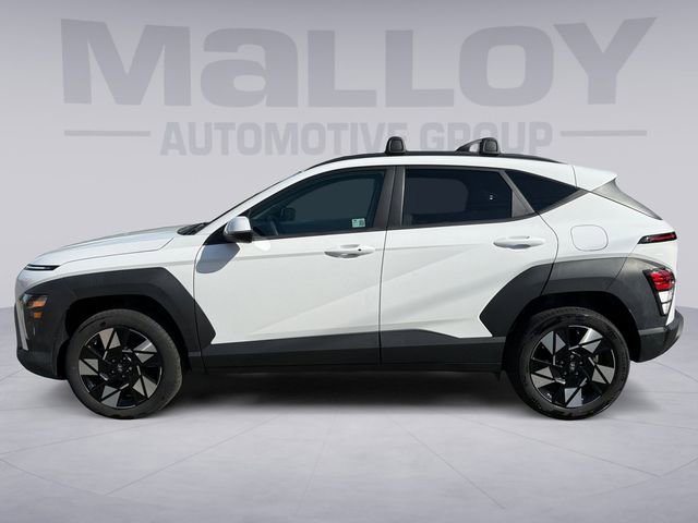 Used 2024 Hyundai Kona SEL AWD/4WD image 2