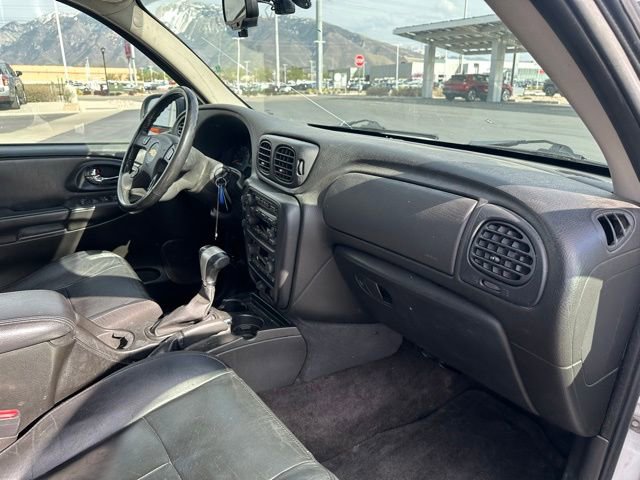 Used 2005 Chevrolet TrailBlazer LT AWD/4WD image 17
