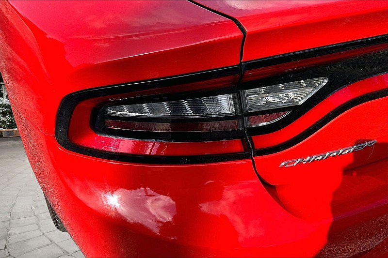 Used 2017 Dodge Charger SE RWD image 25