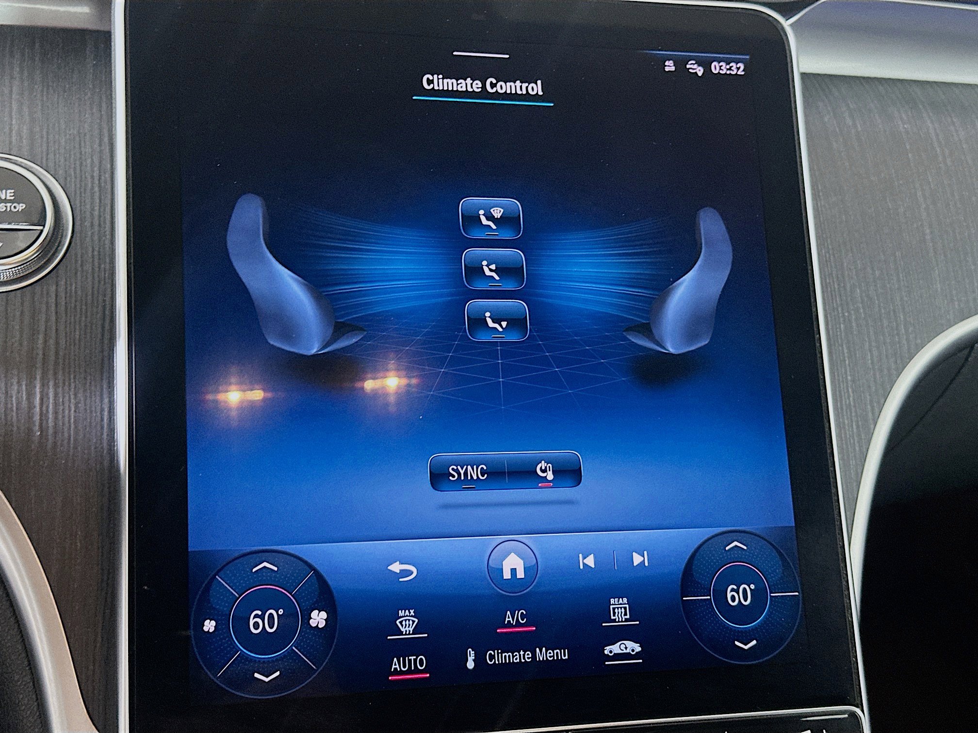 Used 2024 Mercedes-Benz C 300 Sedan image 23