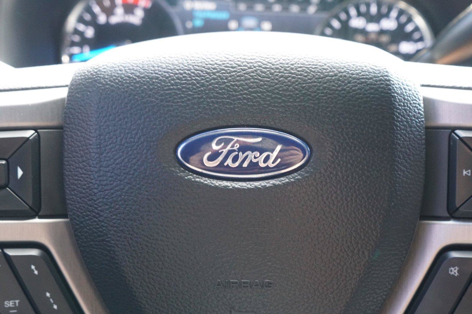 Certified 2022 Ford F350 Platinum AWD/4WD image 13