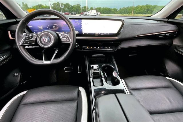 Used 2025 Buick Envision Sport Touring AWD/4WD image 7