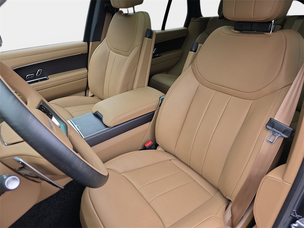 New 2026 Land Rover Range Rover SE image 15