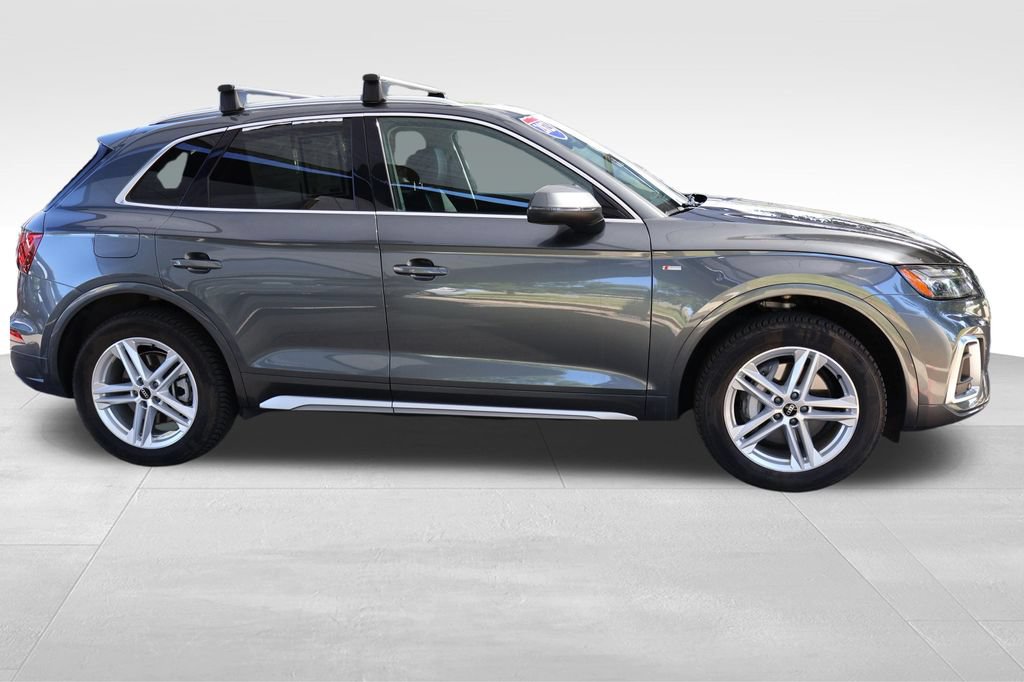 Used 2023 Audi Q5 e Premium w/ Convenience Package AWD/4WD image 18