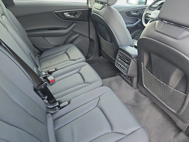 Used 2023 Audi Q7 2.0T Premium Plus w/ Convenience Package AWD/4WD image 13