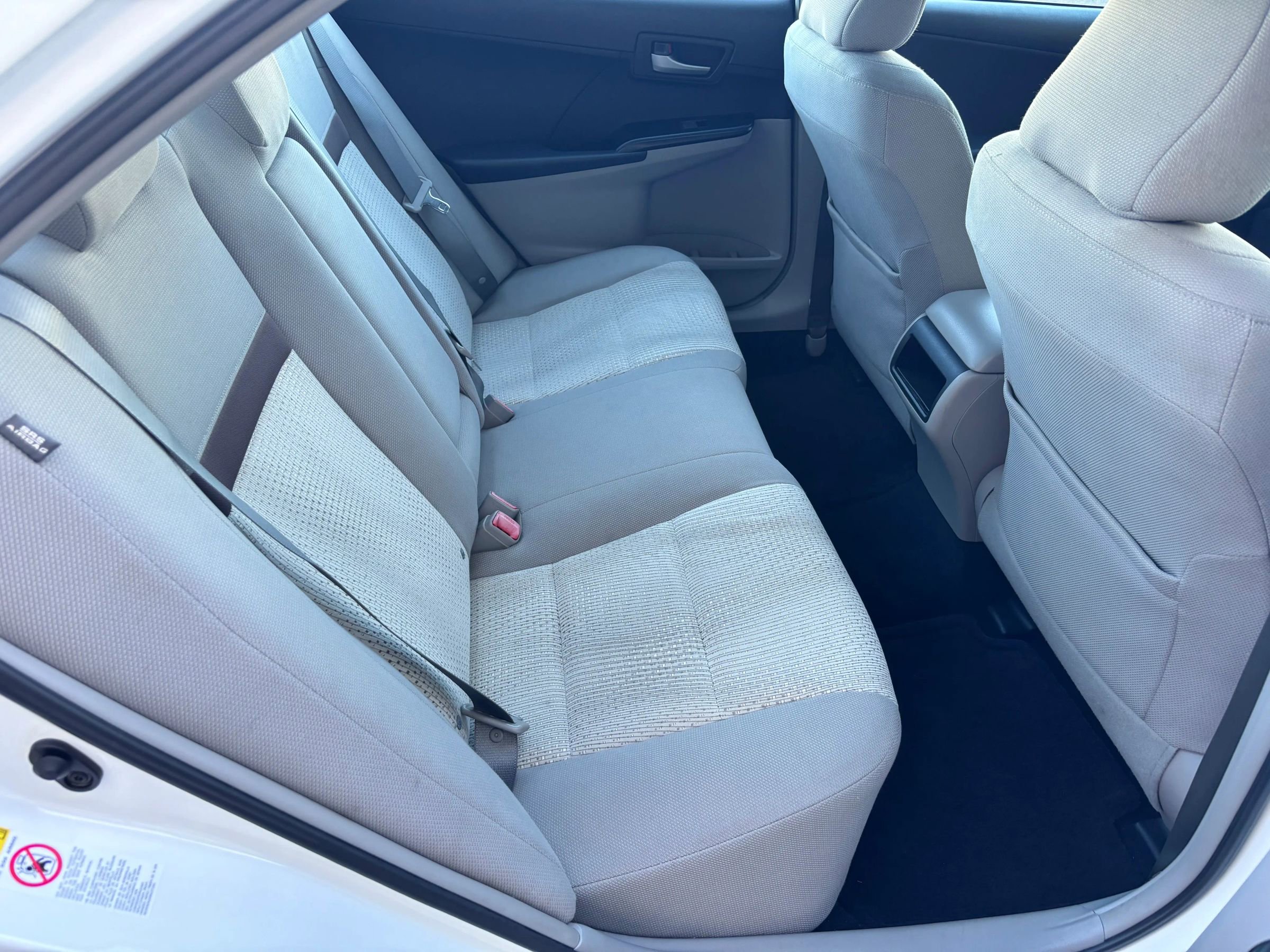 Used 2012 Toyota Camry LE image 12