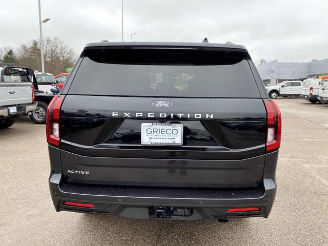 Used 2025 Ford Expedition Active image 4