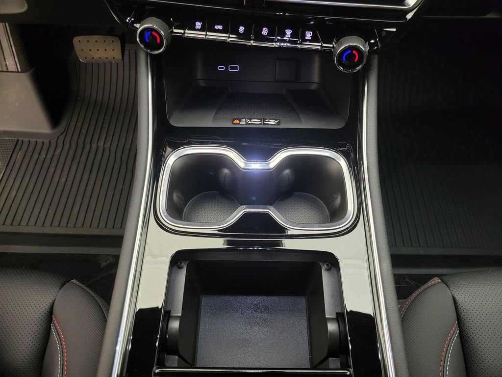 New 2026 Chevrolet Traverse Z71 w/ Driver Confidence Package image 34