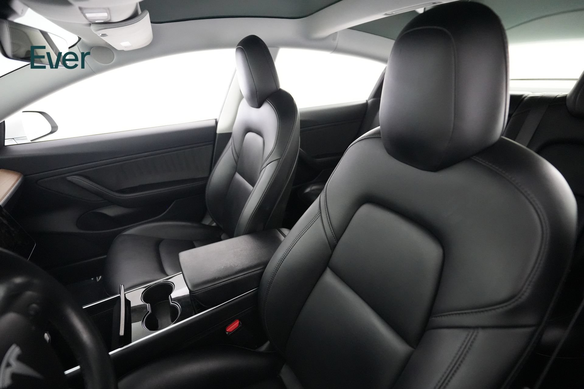 Used 2018 Tesla Model 3 Mid Range RWD image 4