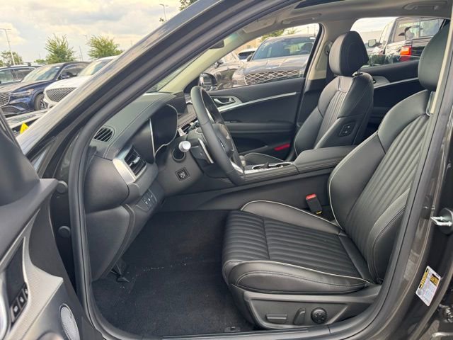 New 2026 Genesis G70 2.5T Prestige image 12