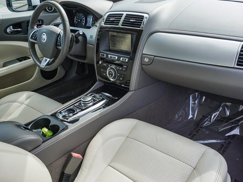 Used 2012 Jaguar XK Coupe image 14