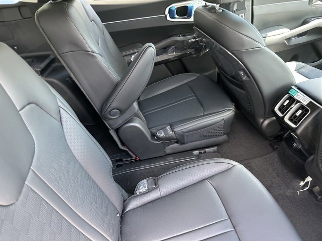 New 2025 Kia Sorento EX image 24